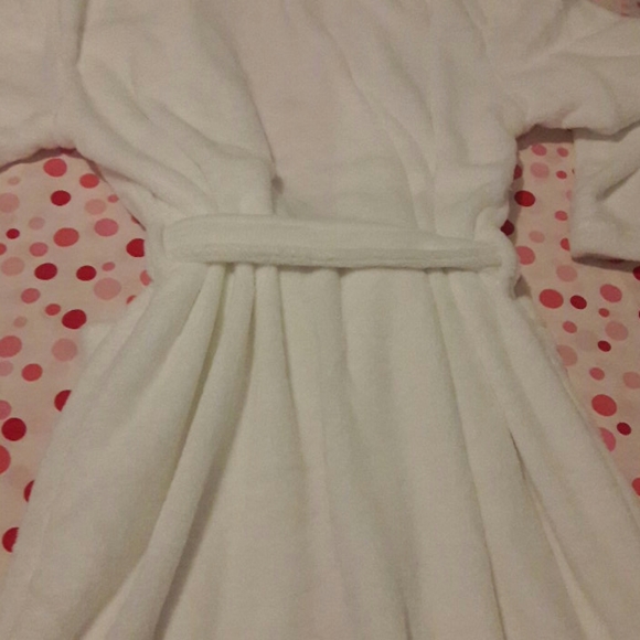Plush Robe - Picture 2 of 3
